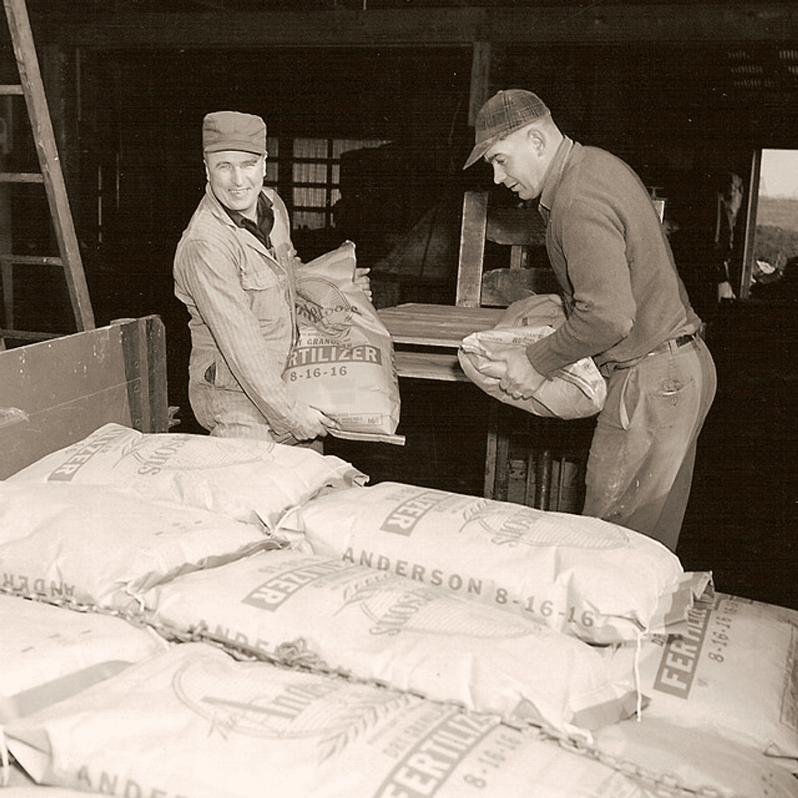 Stacking fertilizer