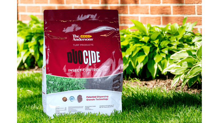 Duocide 18lb bag in grass 2