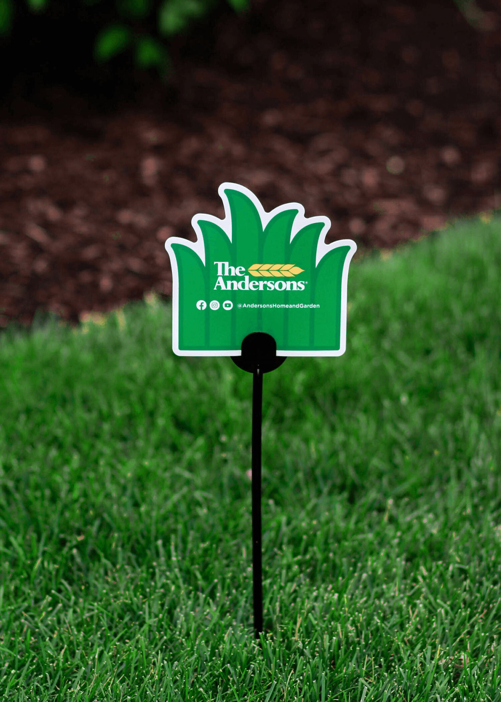 Yard_Sign_In_Lawn_Front